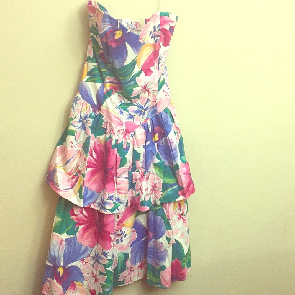 Retro flower dress!